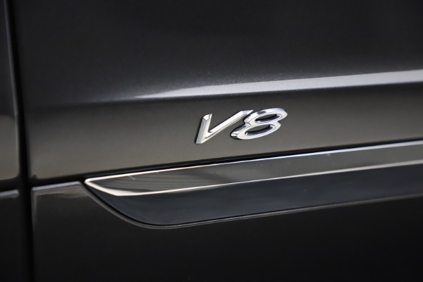 New 2021 Bentley Bentayga V8 for sale $213,720 at Maserati of Westport in Westport CT 06880 17
