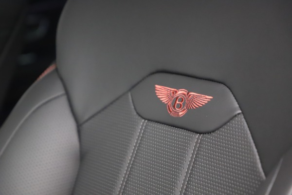 New 2021 Bentley Bentayga V8 for sale $213,720 at Maserati of Westport in Westport CT 06880 22