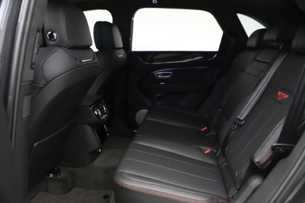 New 2021 Bentley Bentayga V8 for sale $213,720 at Maserati of Westport in Westport CT 06880 24
