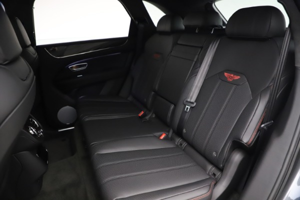 New 2021 Bentley Bentayga V8 for sale $213,720 at Maserati of Westport in Westport CT 06880 25