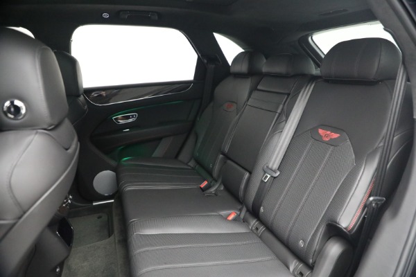 Used 2021 Bentley Bentayga V8 for sale Sold at Maserati of Westport in Westport CT 06880 25