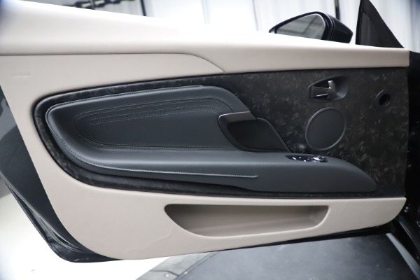 New 2021 Aston Martin DB11 Volante Convertible for sale $270,386 at Maserati of Westport in Westport CT 06880 22