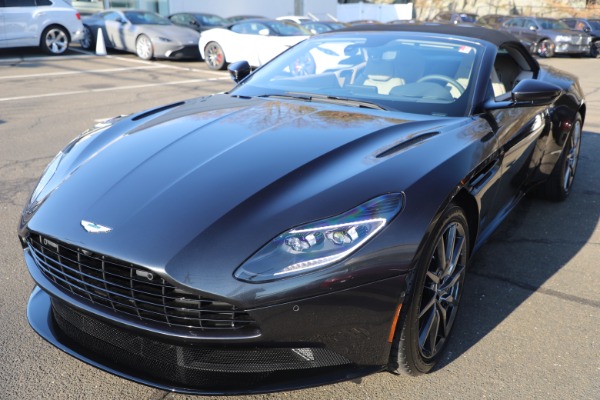 New 2021 Aston Martin DB11 Volante Convertible for sale $270,386 at Maserati of Westport in Westport CT 06880 27