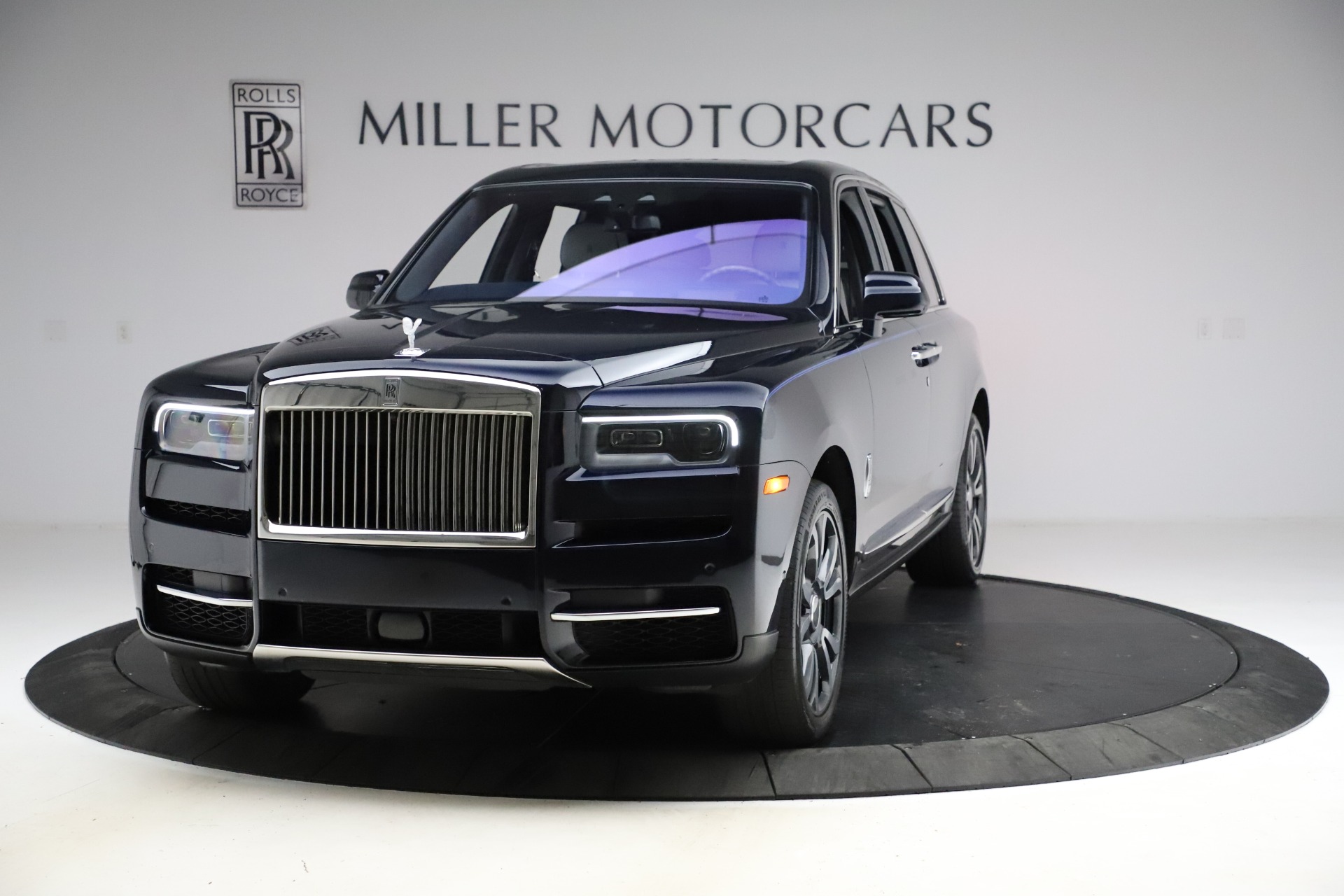 Used 2019 Rolls-Royce Cullinan for sale Sold at Maserati of Westport in Westport CT 06880 1