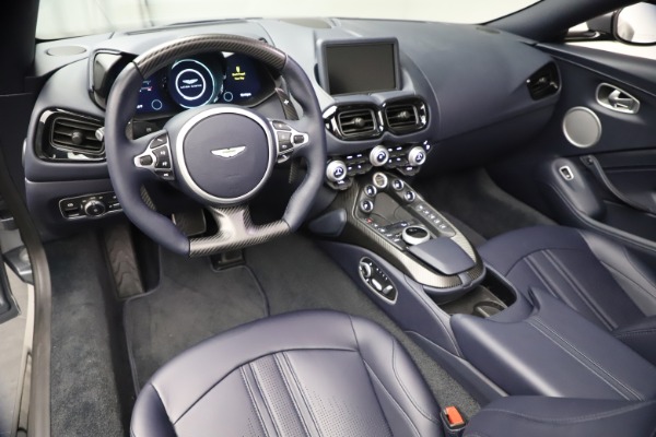 Used 2021 Aston Martin Vantage Roadster for sale $139,900 at Maserati of Westport in Westport CT 06880 21