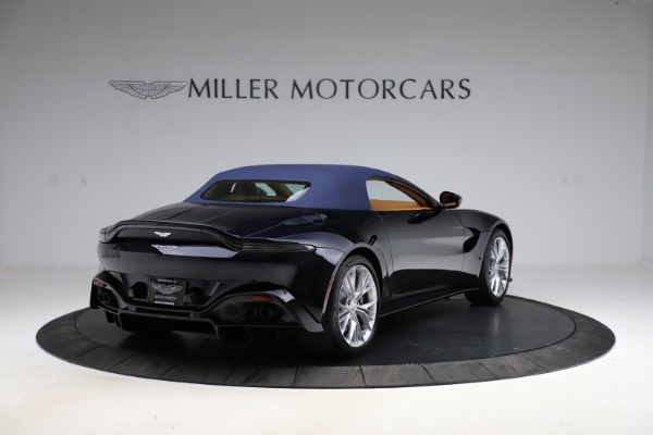 New 2021 Aston Martin Vantage Roadster Convertible for sale $205,686 at Maserati of Westport in Westport CT 06880 27