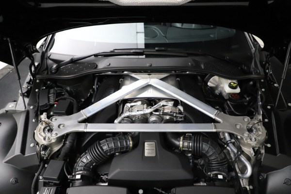 Used 2021 Aston Martin Vantage Roadster for sale Sold at Maserati of Westport in Westport CT 06880 25