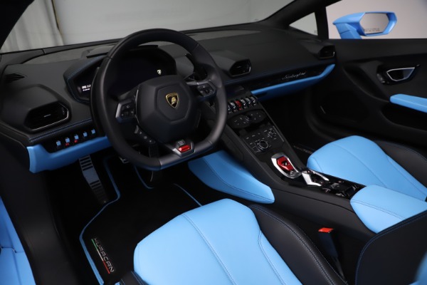 Used 2016 Lamborghini Huracan LP 610-4 Spyder for sale Sold at Maserati of Westport in Westport CT 06880 17