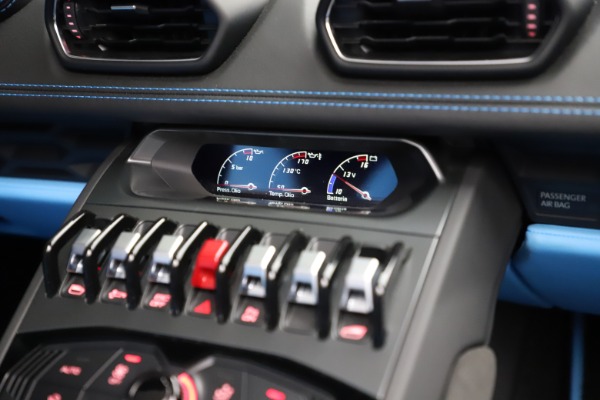 Used 2016 Lamborghini Huracan LP 610-4 Spyder for sale Sold at Maserati of Westport in Westport CT 06880 27