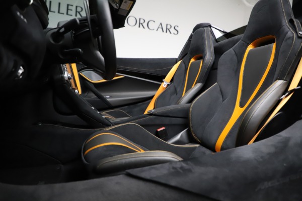 Used 2020 McLaren 720S Spider for sale Sold at Maserati of Westport in Westport CT 06880 25