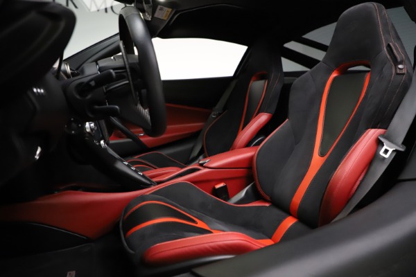 Used 2018 McLaren 720S Performance for sale Sold at Maserati of Westport in Westport CT 06880 18