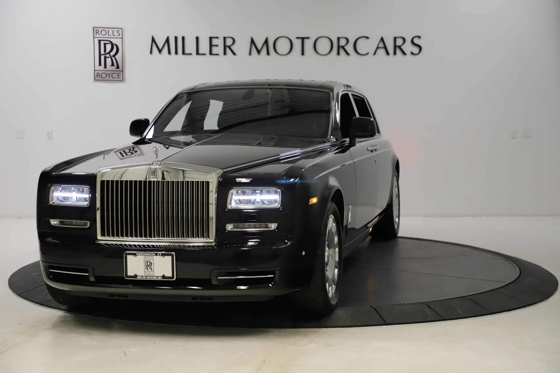 Used 2015 Rolls-Royce Phantom EWB for sale Sold at Maserati of Westport in Westport CT 06880 1