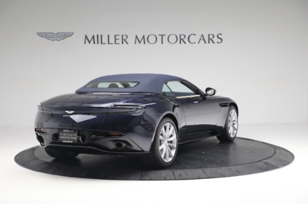 New 2021 Aston Martin DB11 Volante Convertible for sale $274,916 at Maserati of Westport in Westport CT 06880 17