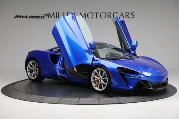 New 2023 McLaren Artura for sale $277,250 at Maserati of Westport in Westport CT 06880 19