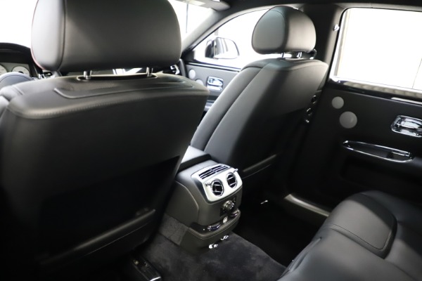 Used 2016 Rolls-Royce Ghost for sale Sold at Maserati of Westport in Westport CT 06880 16