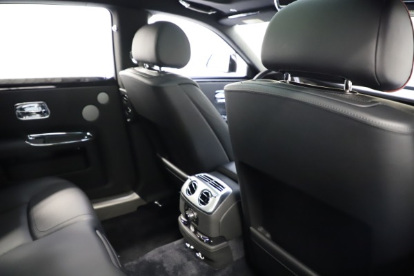 Used 2016 Rolls-Royce Ghost for sale $165,900 at Maserati of Westport in Westport CT 06880 21