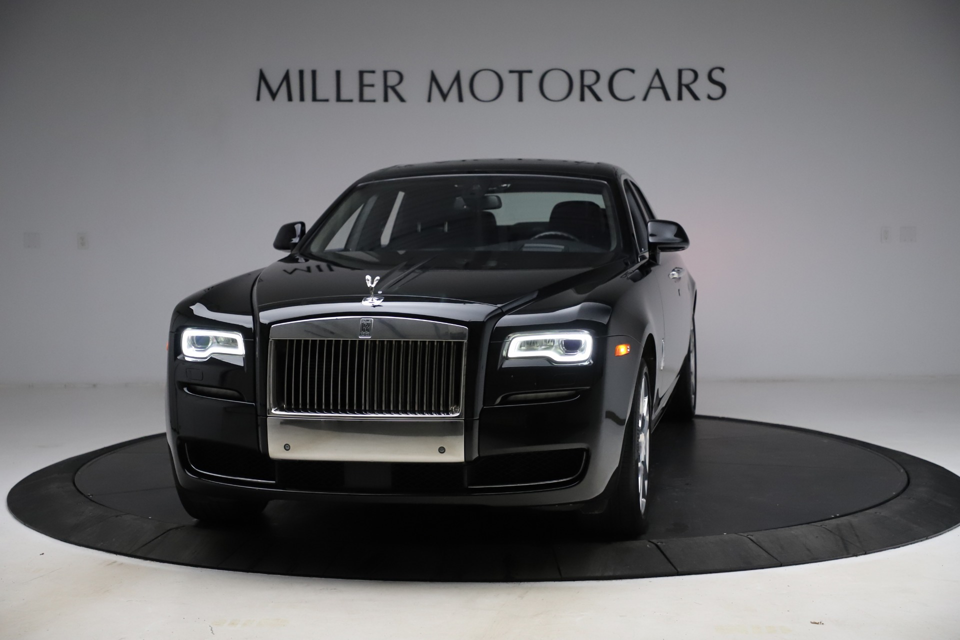 Used 2016 Rolls-Royce Ghost for sale $165,900 at Maserati of Westport in Westport CT 06880 1