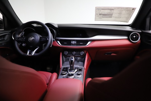 New 2021 Alfa Romeo Stelvio Ti Sport Q4 for sale Sold at Maserati of Westport in Westport CT 06880 16