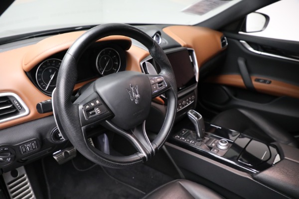 Used 2021 Maserati Ghibli S Q4 for sale Sold at Maserati of Westport in Westport CT 06880 22