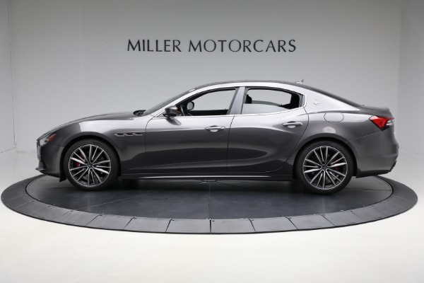 Used 2021 Maserati Ghibli S Q4 for sale Sold at Maserati of Westport in Westport CT 06880 3
