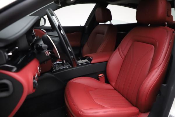 New 2021 Maserati Quattroporte S Q4 GranLusso for sale $122,349 at Maserati of Westport in Westport CT 06880 14