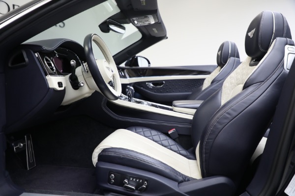 Used 2021 Bentley Continental GTC W12 for sale Sold at Maserati of Westport in Westport CT 06880 25
