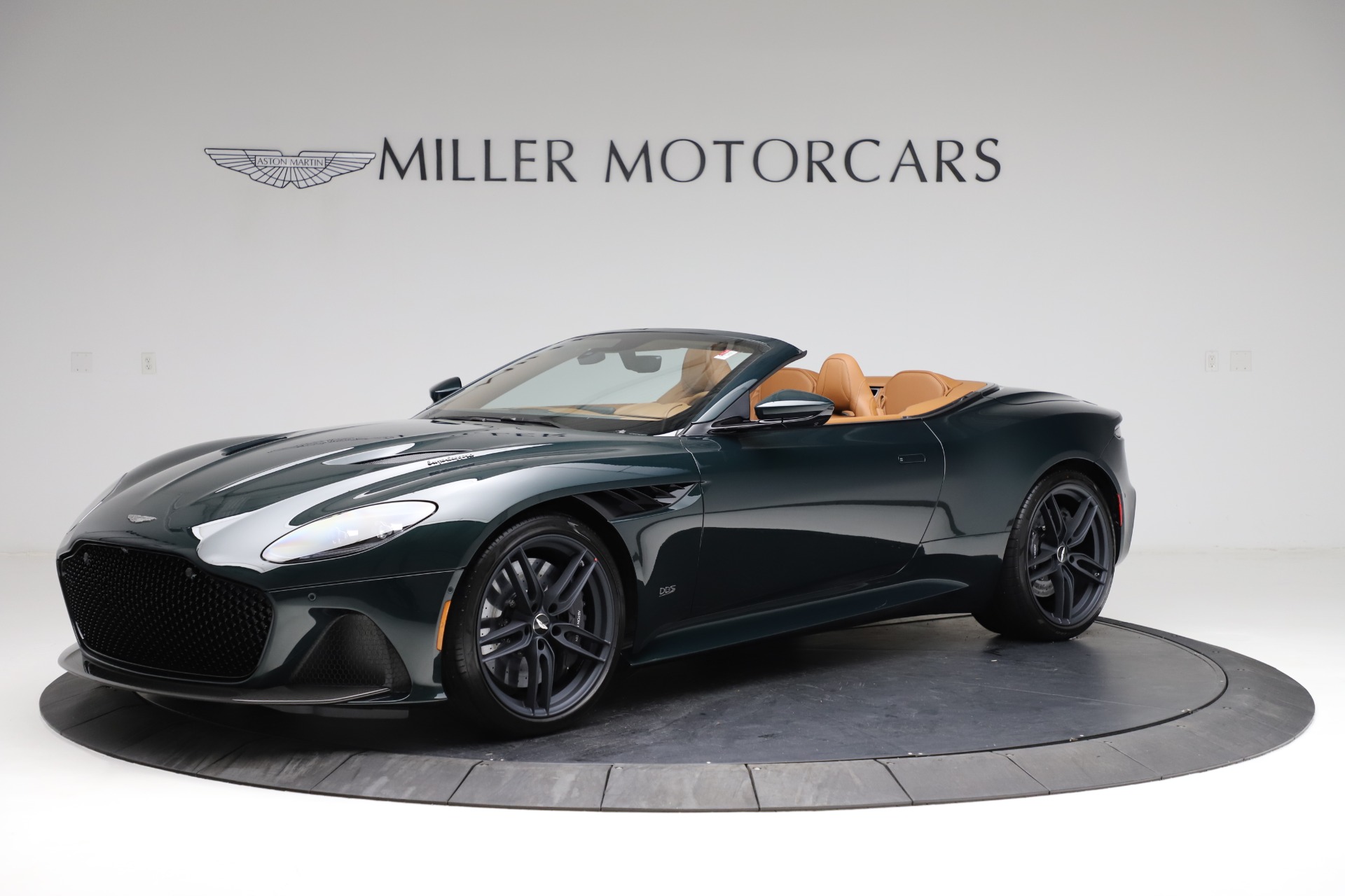 New 2021 Aston Martin DBS Superleggera Volante for sale $392,916 at Maserati of Westport in Westport CT 06880 1