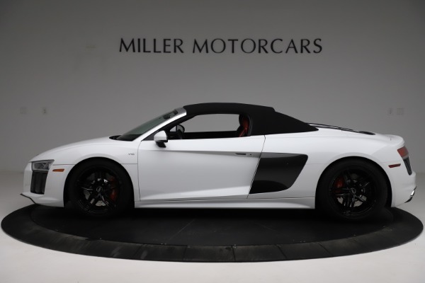 Used 2018 Audi R8 Spyder for sale Sold at Maserati of Westport in Westport CT 06880 16