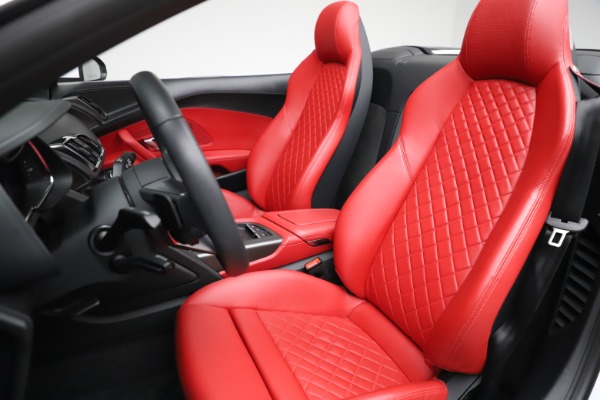 Used 2018 Audi R8 Spyder for sale Sold at Maserati of Westport in Westport CT 06880 21