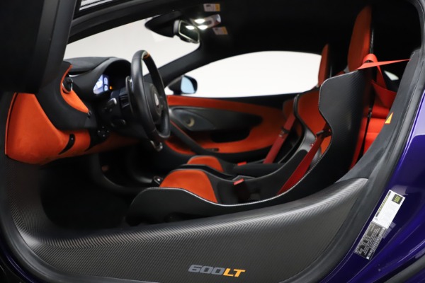 Used 2019 McLaren 600LT for sale $234,900 at Maserati of Westport in Westport CT 06880 16