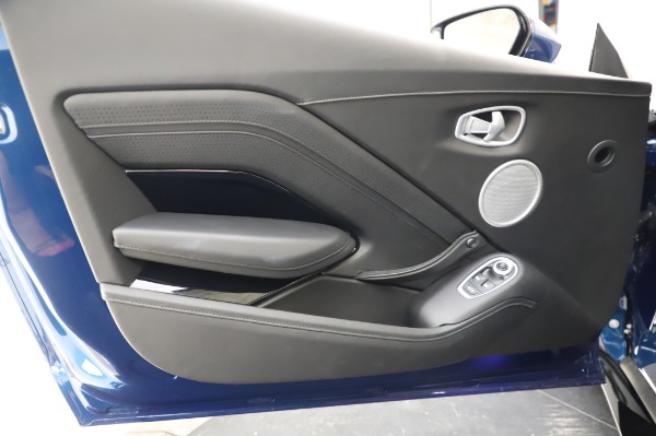 Used 2021 Aston Martin Vantage for sale $134,900 at Maserati of Westport in Westport CT 06880 17
