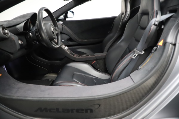 Used 2016 McLaren 675LT Spider for sale $275,900 at Maserati of Westport in Westport CT 06880 23