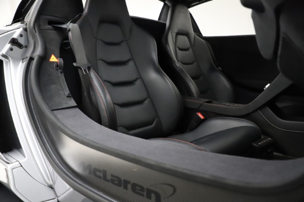 Used 2016 McLaren 675LT Spider for sale $275,900 at Maserati of Westport in Westport CT 06880 27