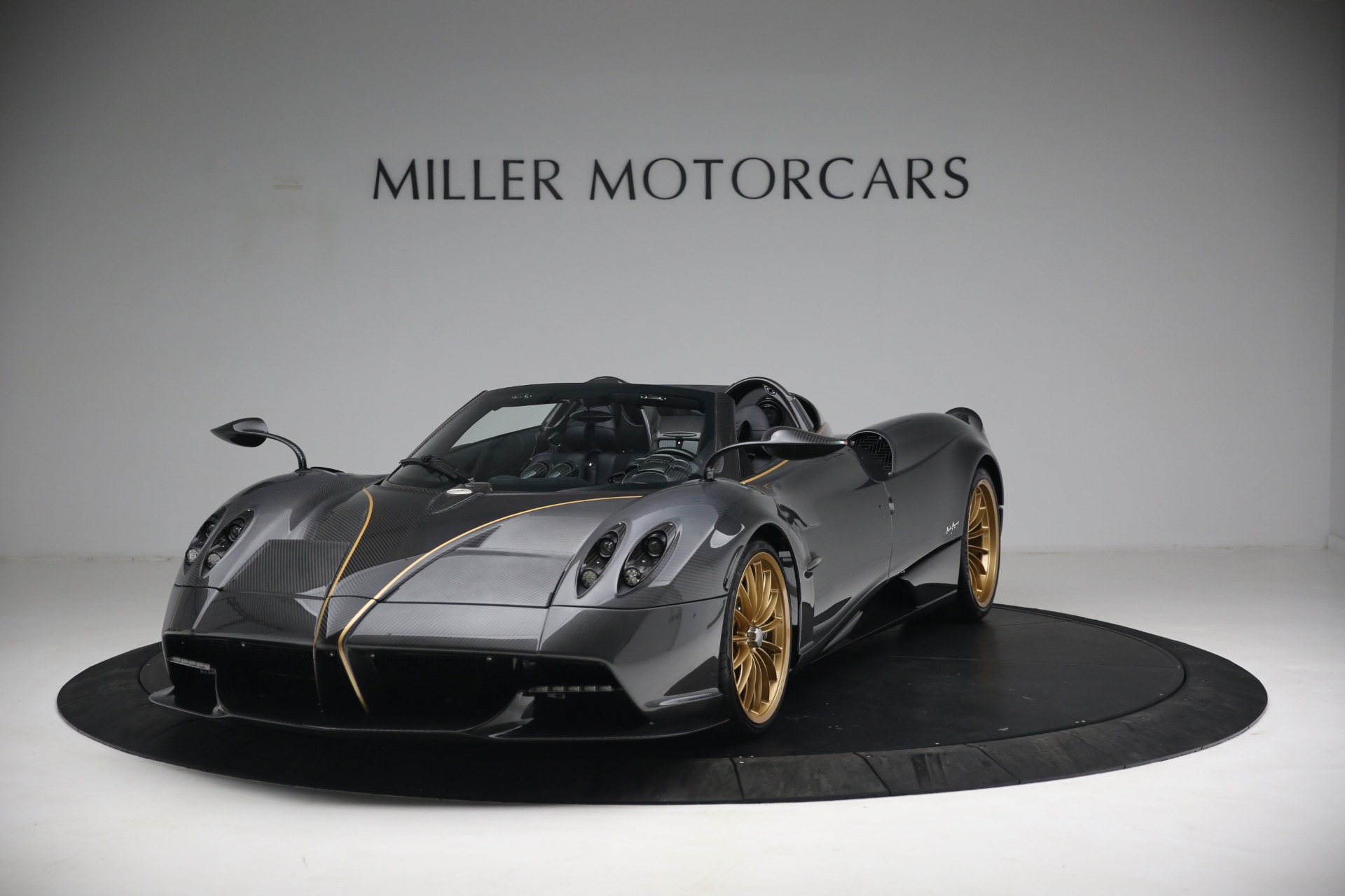 Used 2017 Pagani Huayra Roadster for sale Sold at Maserati of Westport in Westport CT 06880 1