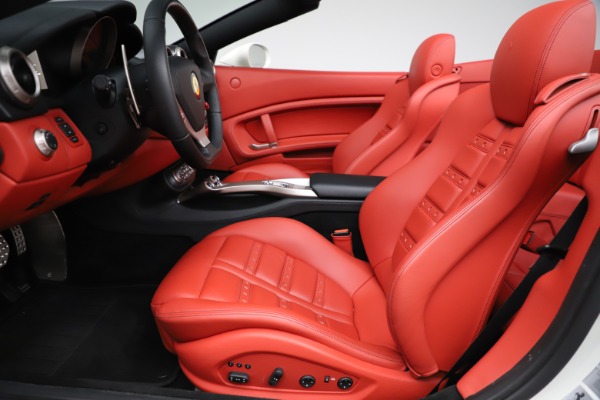 Used 2014 Ferrari California 30 for sale Sold at Maserati of Westport in Westport CT 06880 19