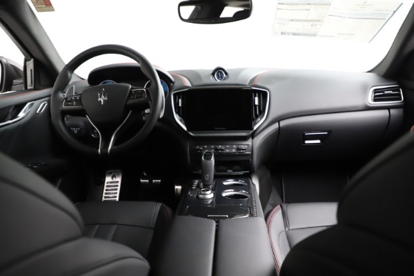 New 2021 Maserati Ghibli S Q4 GranSport for sale Sold at Maserati of Westport in Westport CT 06880 17