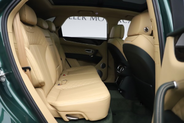Used 2018 Bentley Bentayga W12 Signature Edition for sale Sold at Maserati of Westport in Westport CT 06880 28