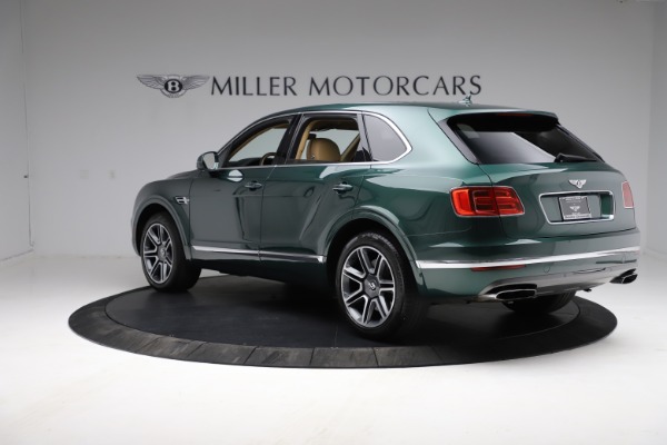 Used 2018 Bentley Bentayga W12 Signature Edition for sale Sold at Maserati of Westport in Westport CT 06880 5