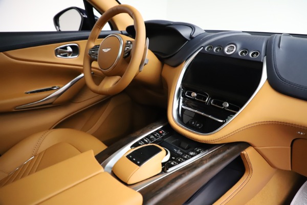 New 2021 Aston Martin DBX for sale $205,386 at Maserati of Westport in Westport CT 06880 20