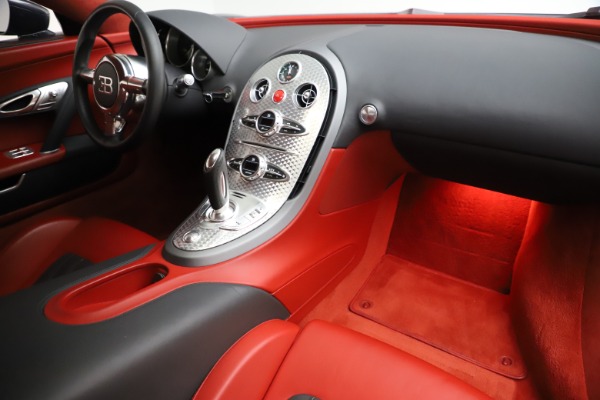 Used 2008 Bugatti Veyron 16.4 for sale Sold at Maserati of Westport in Westport CT 06880 25