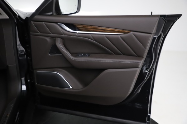 New 2021 Maserati Levante S Q4 GranLusso for sale $100,949 at Maserati of Westport in Westport CT 06880 21