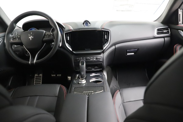 New 2021 Maserati Ghibli S Q4 GranSport for sale Sold at Maserati of Westport in Westport CT 06880 18