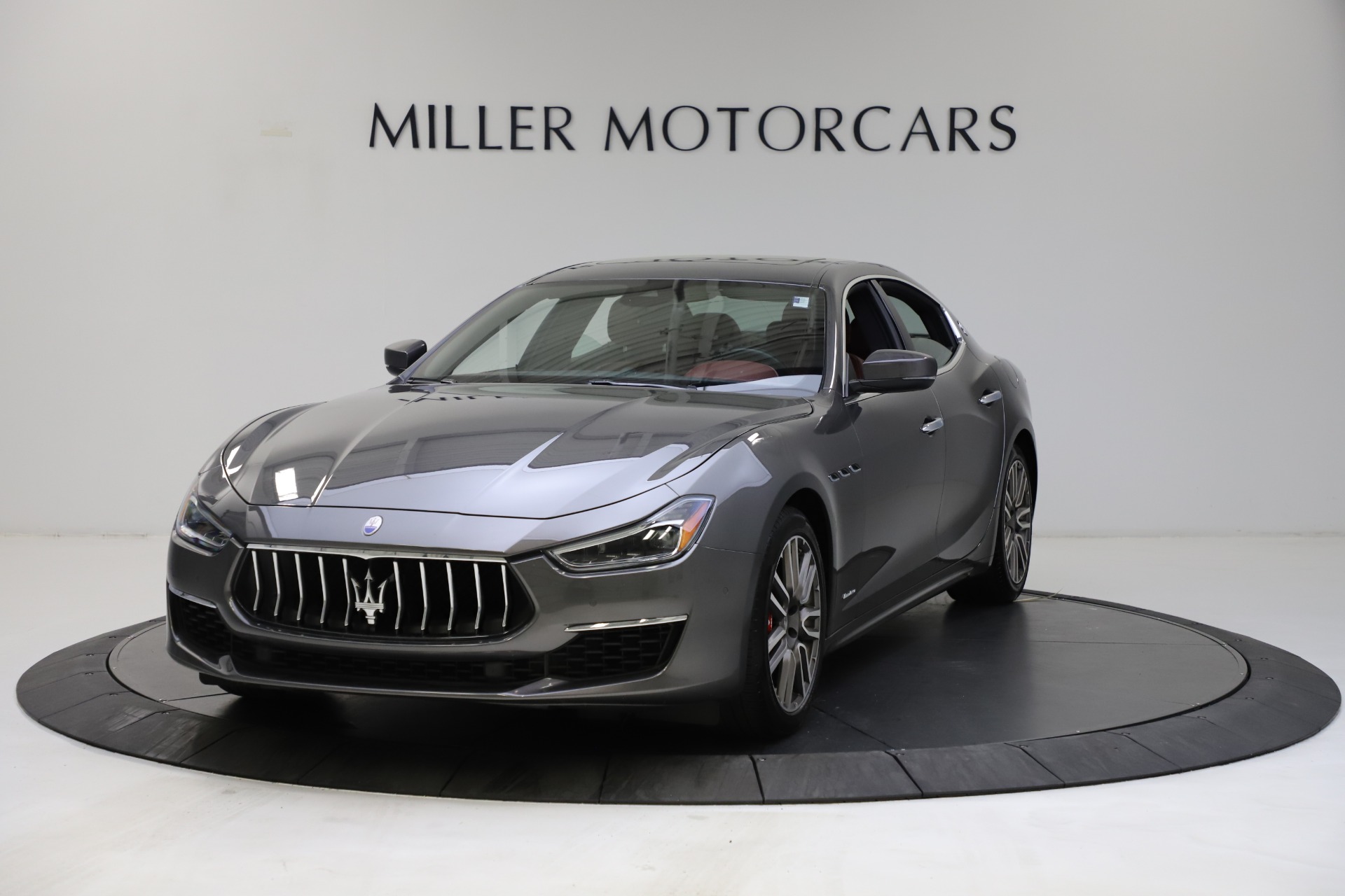 Used 2018 Maserati Ghibli SQ4 GranLusso for sale Sold at Maserati of Westport in Westport CT 06880 1