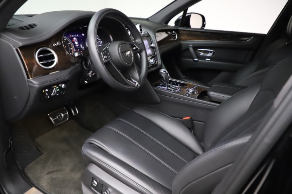 Used 2018 Bentley Bentayga Onyx Edition for sale Sold at Maserati of Westport in Westport CT 06880 17