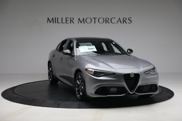 Used 2021 Alfa Romeo Giulia Ti Sport Q4 for sale Sold at Maserati of Westport in Westport CT 06880 11