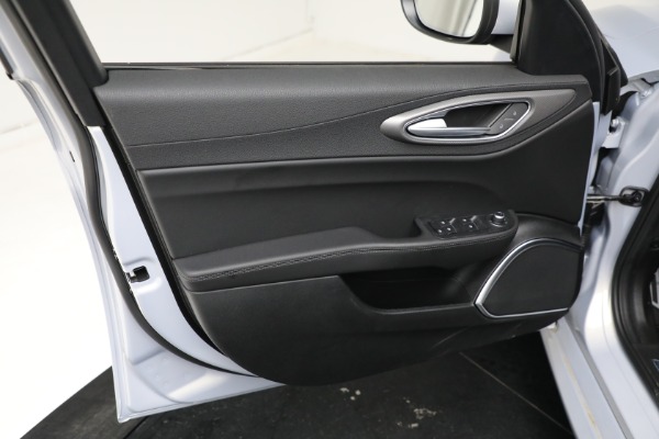 New 2021 Alfa Romeo Giulia Ti Sport Q4 for sale Call for price at Maserati of Westport in Westport CT 06880 12