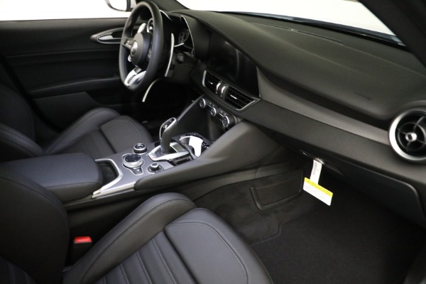 New 2021 Alfa Romeo Giulia Ti Sport Q4 for sale Call for price at Maserati of Westport in Westport CT 06880 17