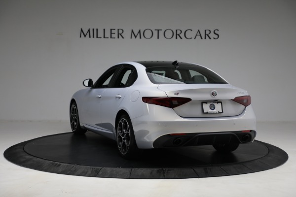 New 2021 Alfa Romeo Giulia Ti Sport Q4 for sale Call for price at Maserati of Westport in Westport CT 06880 4