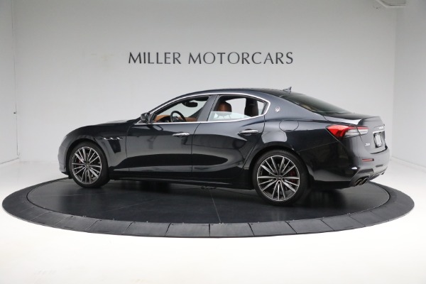 Used 2021 Maserati Ghibli S Q4 for sale Sold at Maserati of Westport in Westport CT 06880 8