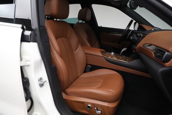 New 2021 Maserati Levante Q4 GranLusso for sale $89,735 at Maserati of Westport in Westport CT 06880 12